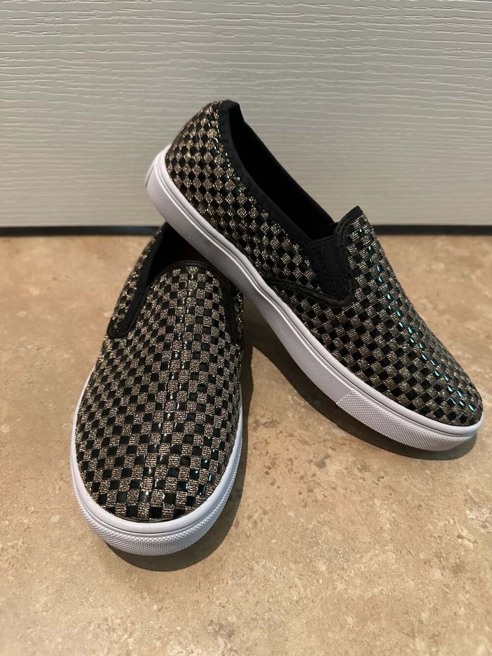 Bernie Mev Verona Bronze Black Patent Slip-On Shoes Size 39